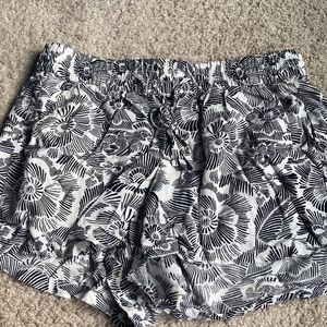 Black and white rayon shorts-Old Navy